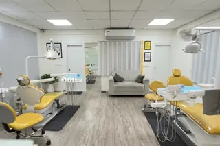 Comfortable dental treatment bay at DENTIN Multispeciality Dental Clinic & Implant Center, HSR Layout Bengaluru